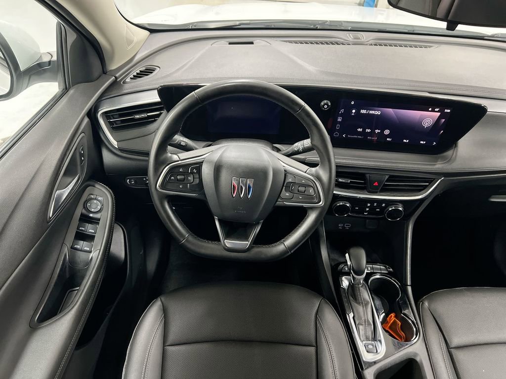 Used 2024 Buick Encore GX Sport Touring image 11