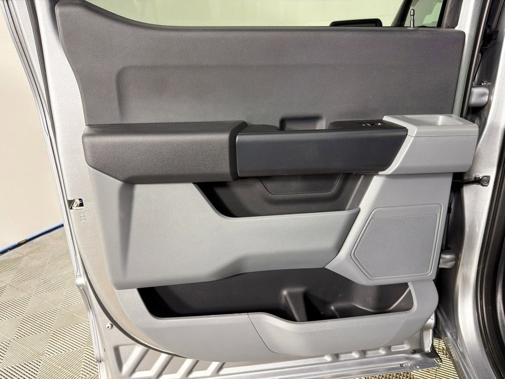 Used 2023 Ford F150 Lightning Pro w/ Tow Technology Package image 22