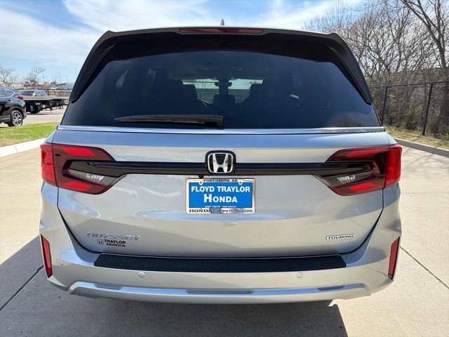 New 2026 Honda Odyssey Touring image 4