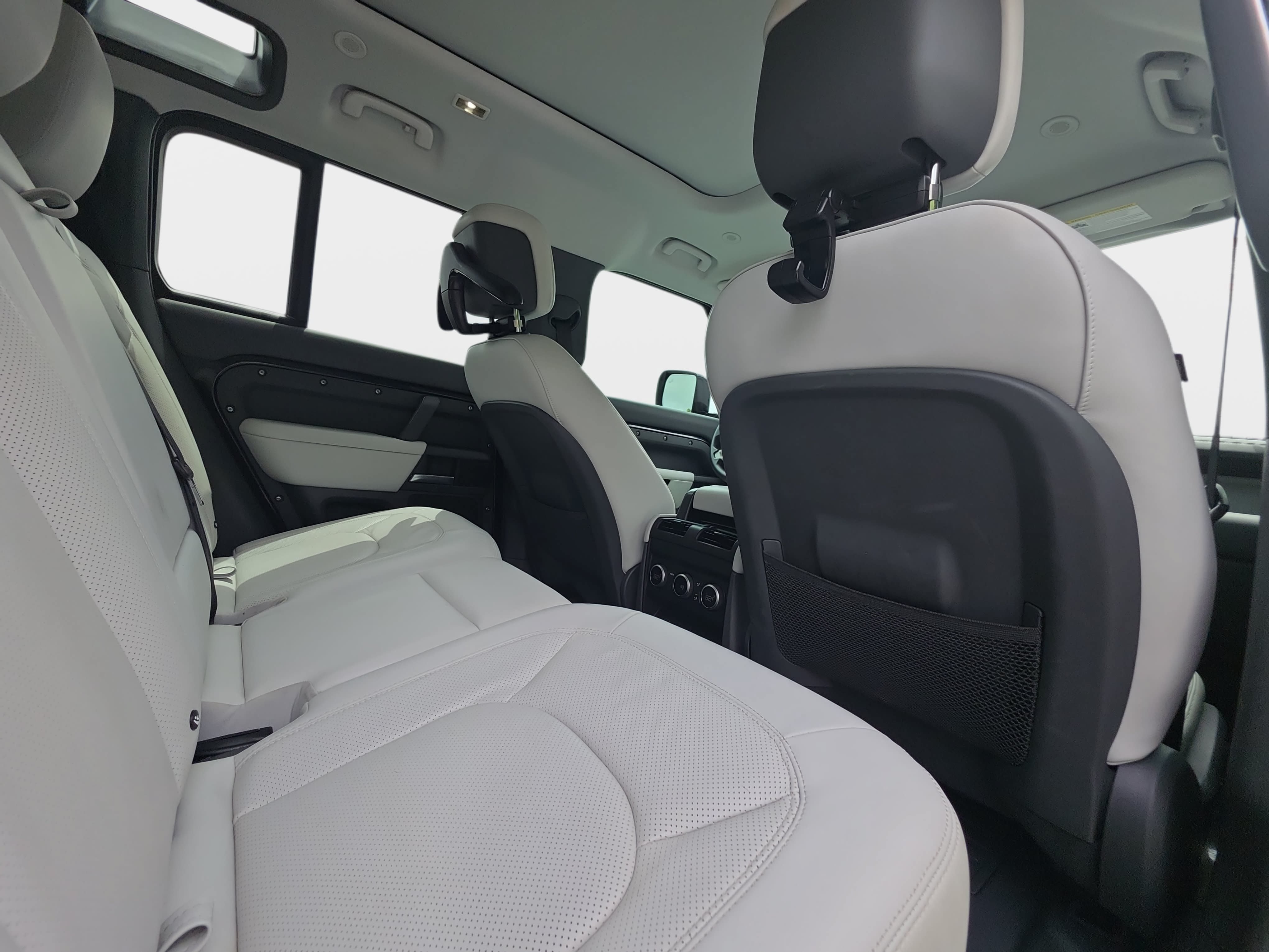 Certified 2025 Land Rover Defender 110 S AWD/4WD image 11