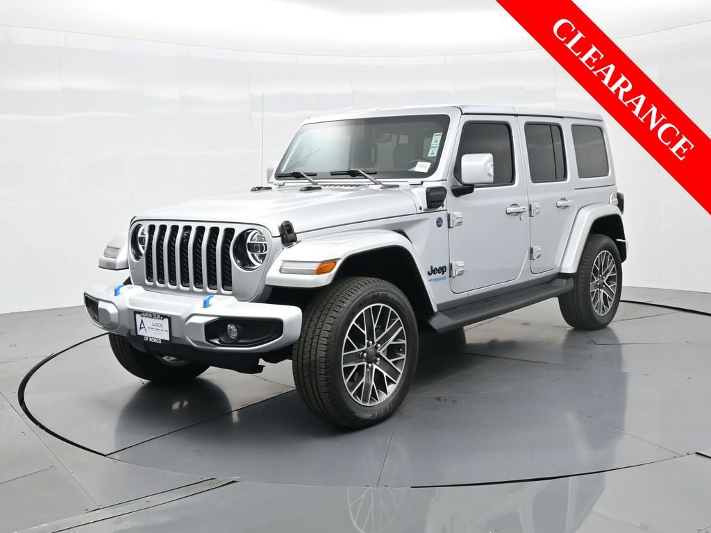 Used 2022 Jeep Wrangler Unlimited Sahara image 2