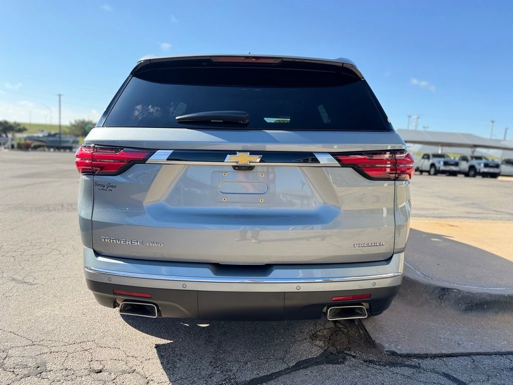 Used 2023 Chevrolet Traverse Premier image 5