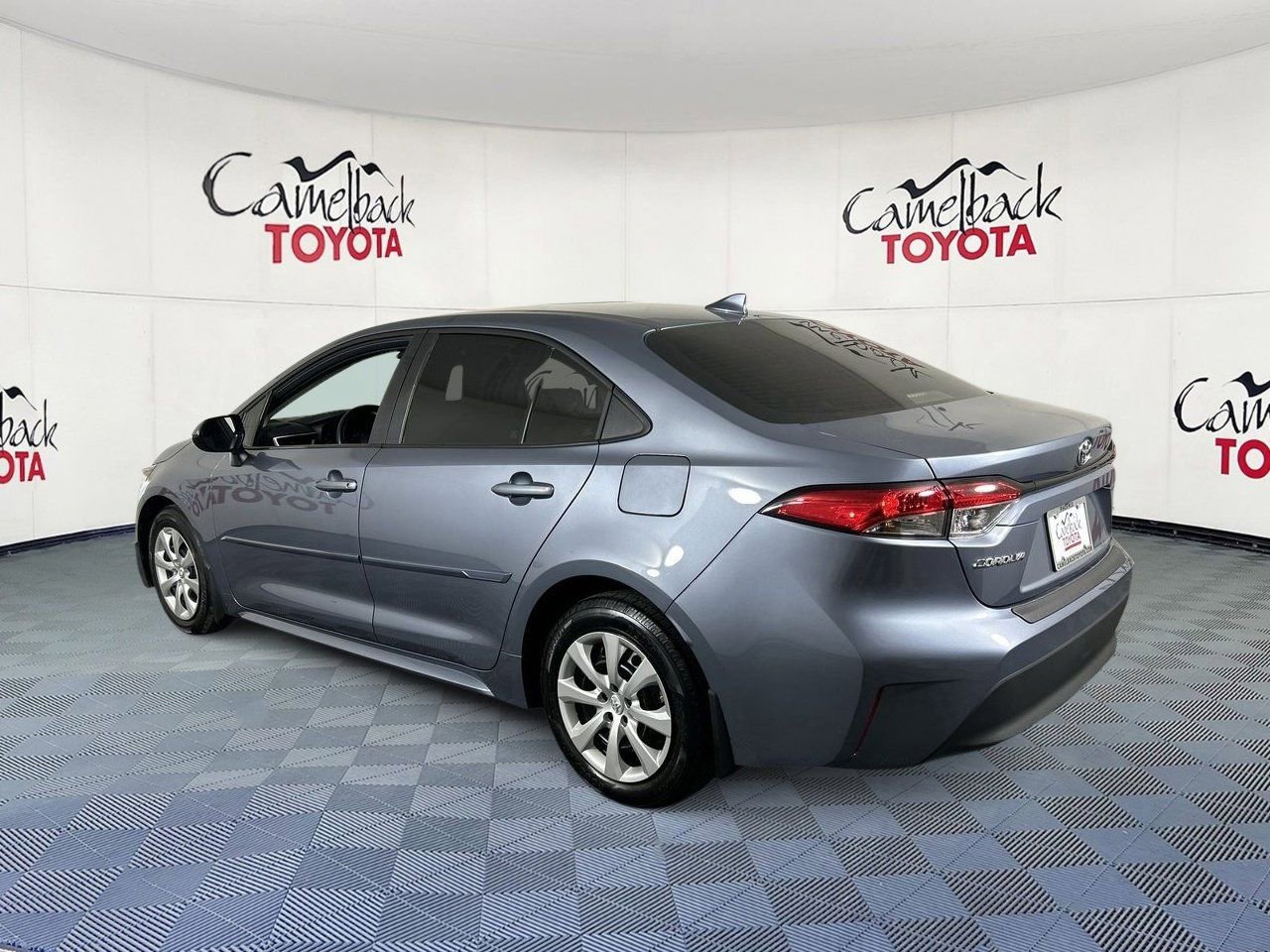 Used 2025 Toyota Corolla LE image 6