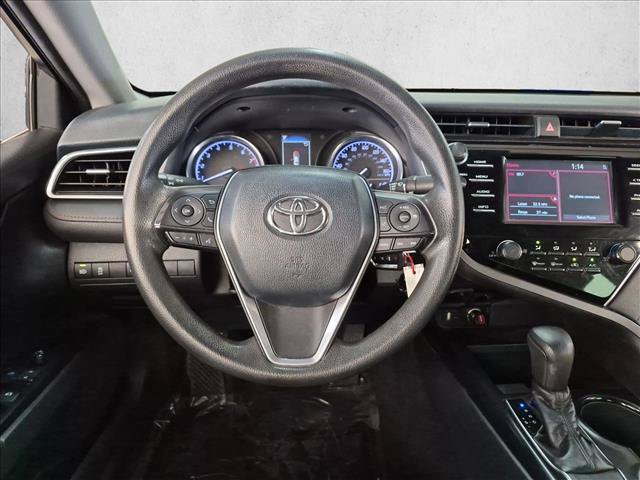 Used 2018 Toyota Camry LE FWD image 13