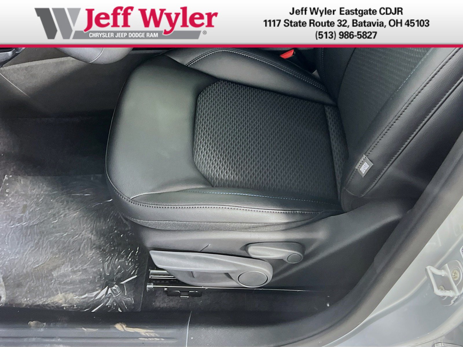 New 2026 Jeep Compass Latitude AWD/4WD image 4