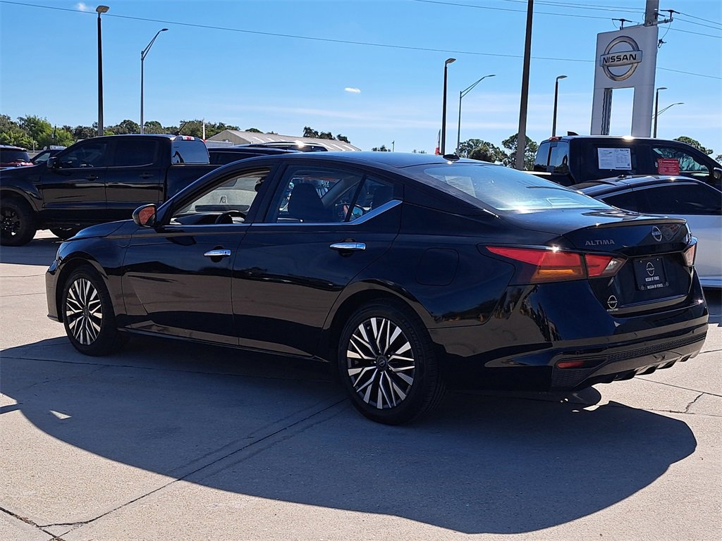 Certified 2023 Nissan Altima 2.5 SV image 8