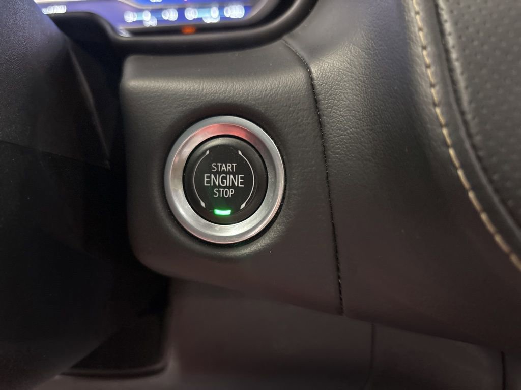 Used 2023 Chevrolet Suburban Premier image 24