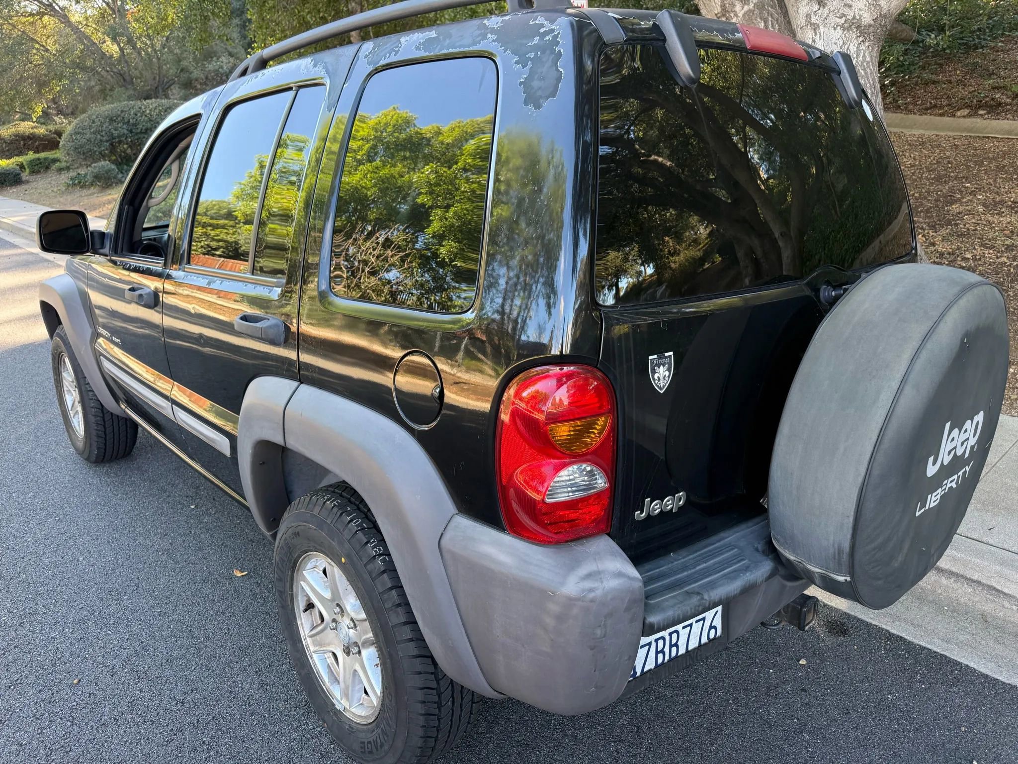 Used 2002 Jeep Liberty Sport RWD image 3