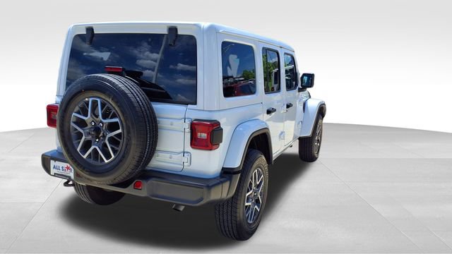 Used 2025 Jeep Wrangler Sahara image 8