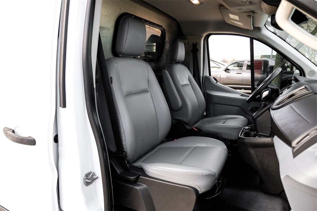 Used 2019 Ford Transit 250 130 Low Roof image 28
