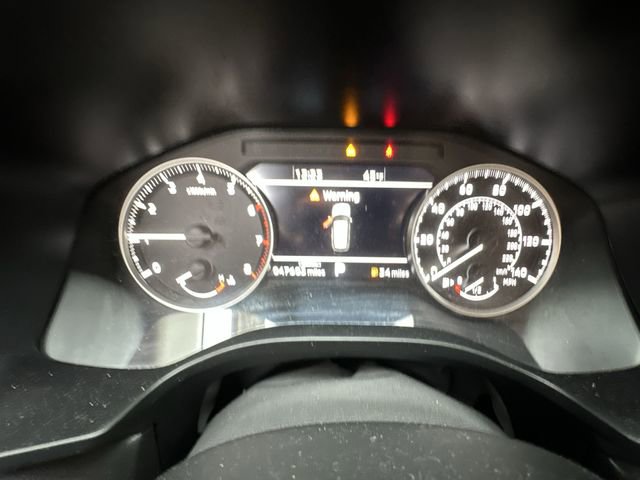 Used 2024 Mitsubishi Outlander SE image 12