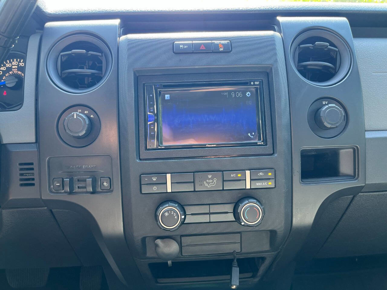 Used 2014 Ford F150 XL w/ Power Equipment Group AWD/4WD image 13