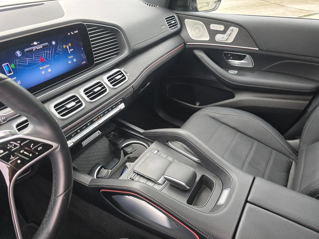 Used 2024 Mercedes-Benz GLE 450 4MATIC image 32