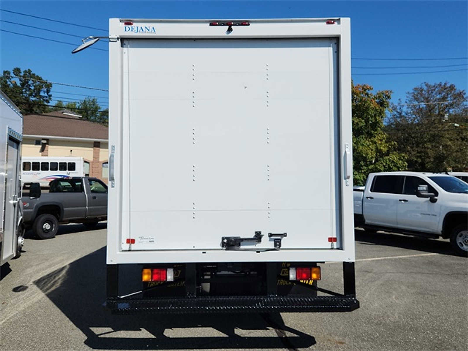 New 2024 Chevrolet Low Cab Forward image 5