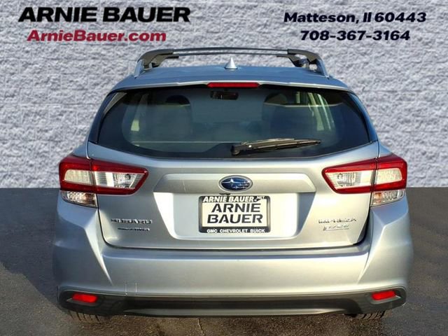 Used 2017 Subaru Impreza 2.0i Premium image 8