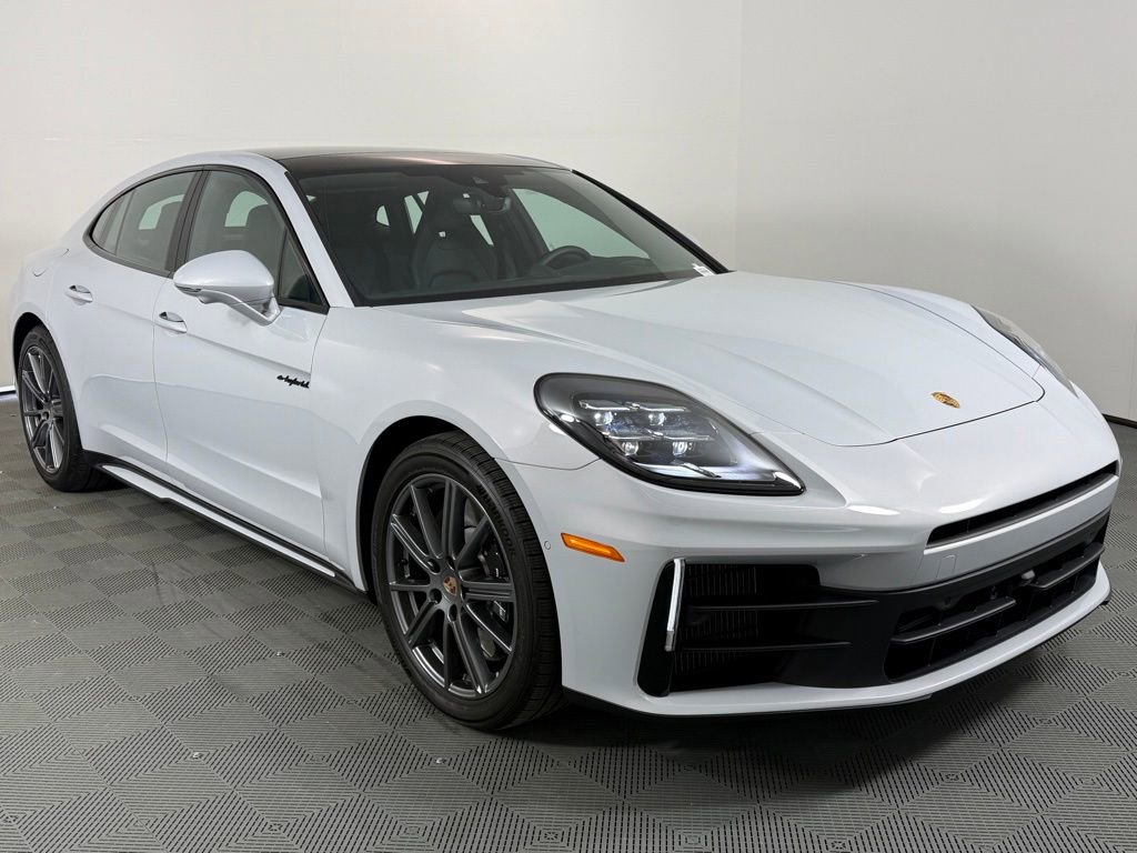 Certified 2026 Porsche Panamera 4S image 9