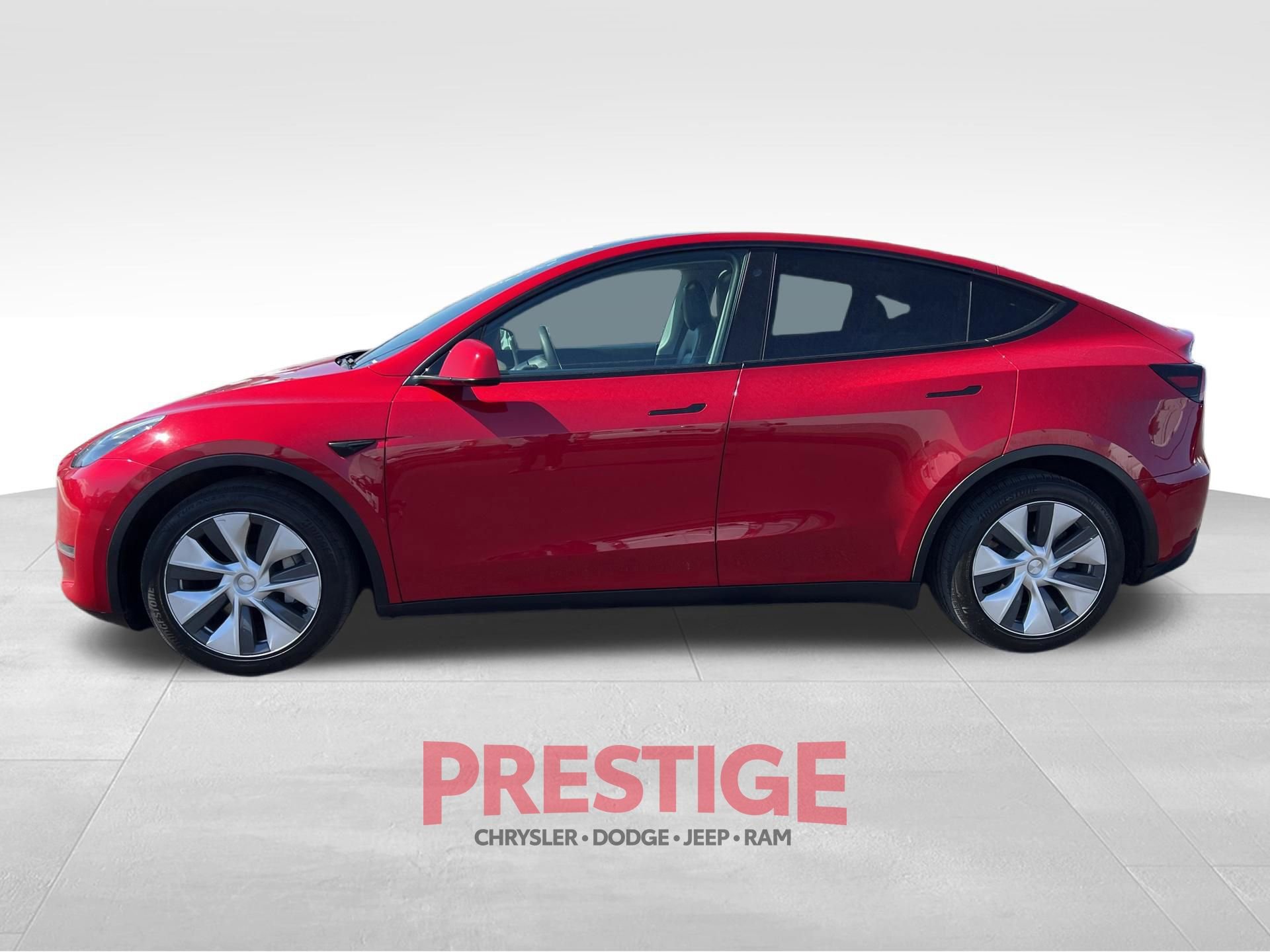 Used 2021 Tesla Model Y Long Range AWD/4WD image 8