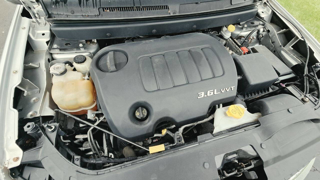 Used 2012 Dodge Journey SXT w/ Popular Equipment Group FWD image 30