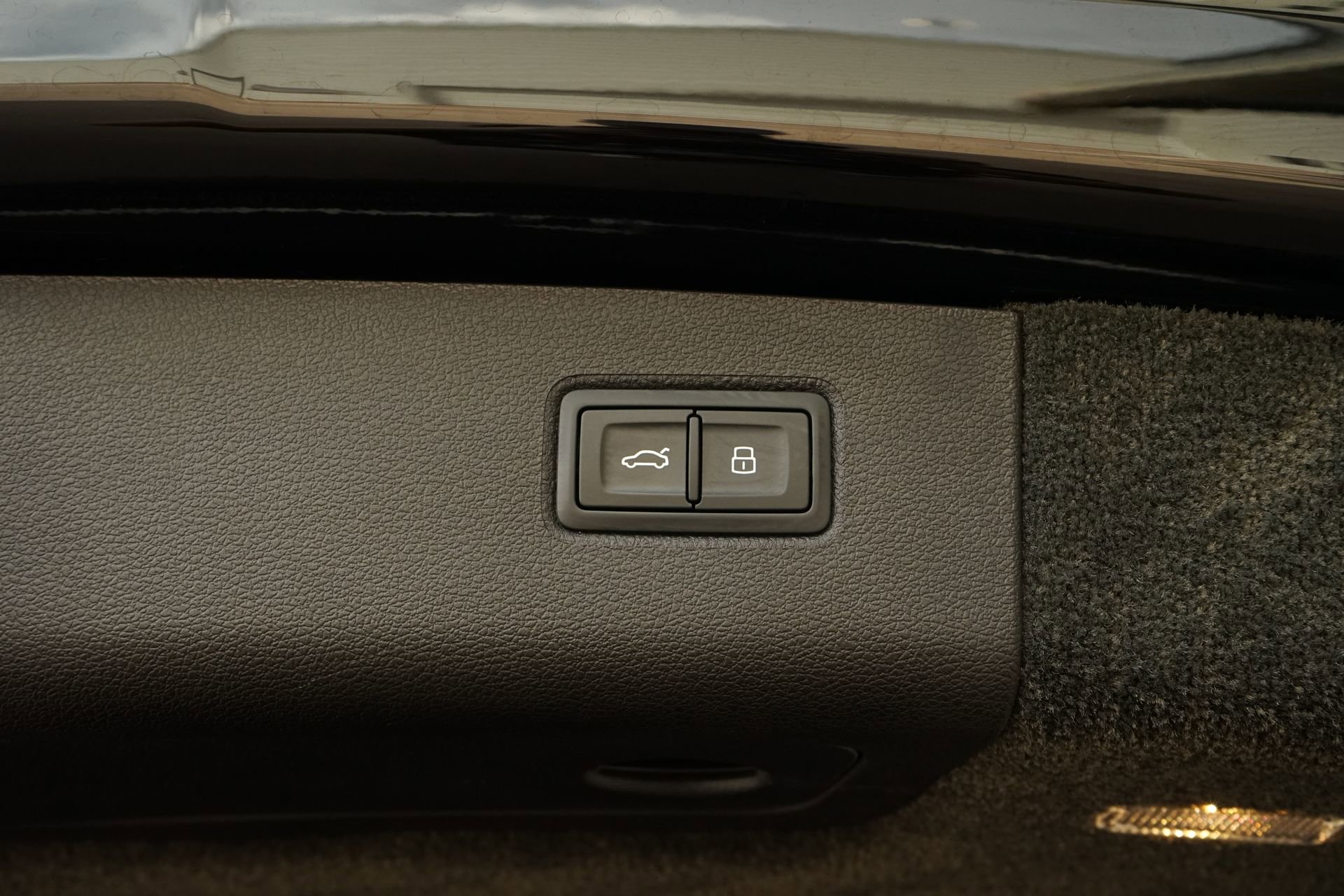 Used 2021 Bentley Bentayga Speed AWD/4WD image 37