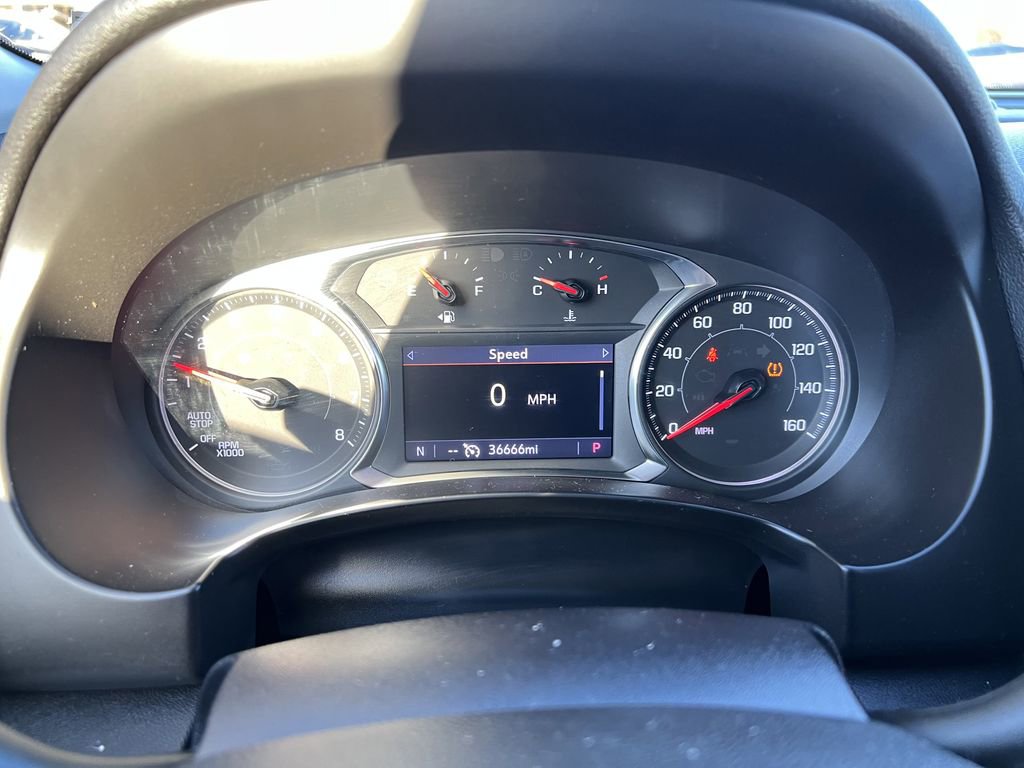 Used 2024 GMC Terrain SLT image 9