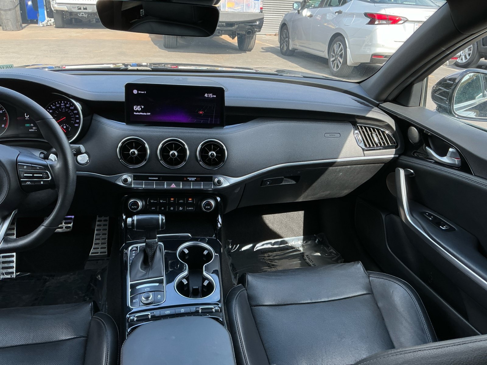 Used 2022 Kia Stinger GT-Line w/ Sun & Sound Package RWD image 16
