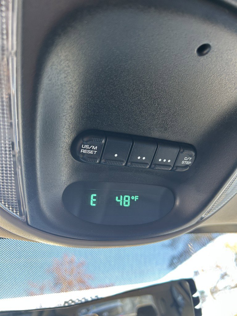 Used 2005 Chrysler Town & Country LX w/ Popular Equipment Group I image 25