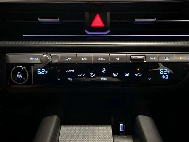 Used 2025 Hyundai Ioniq 6 SEL RWD image 51