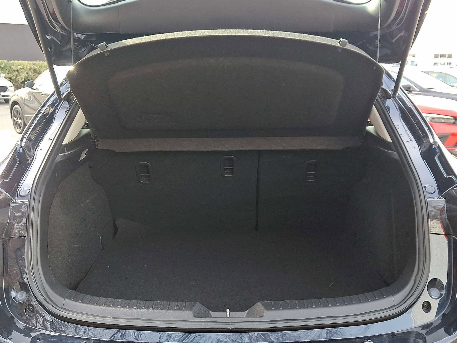 Used 2018 MAZDA MAZDA3 Grand Touring image 28