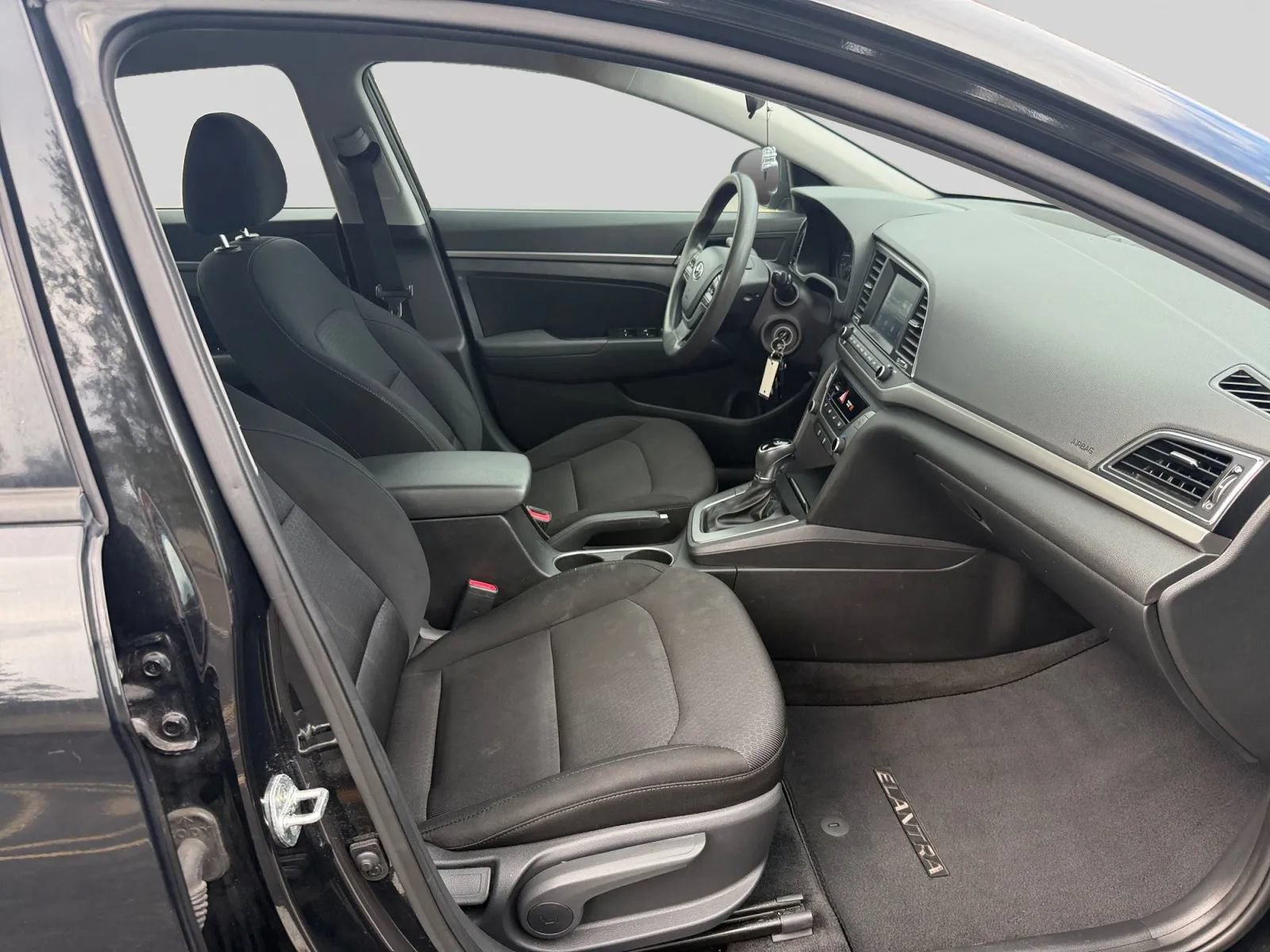 Used 2018 Hyundai Elantra SEL FWD image 15