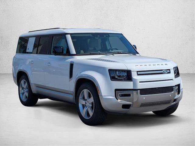 Certified 2023 Land Rover Defender 130 SE AWD/4WD image 3