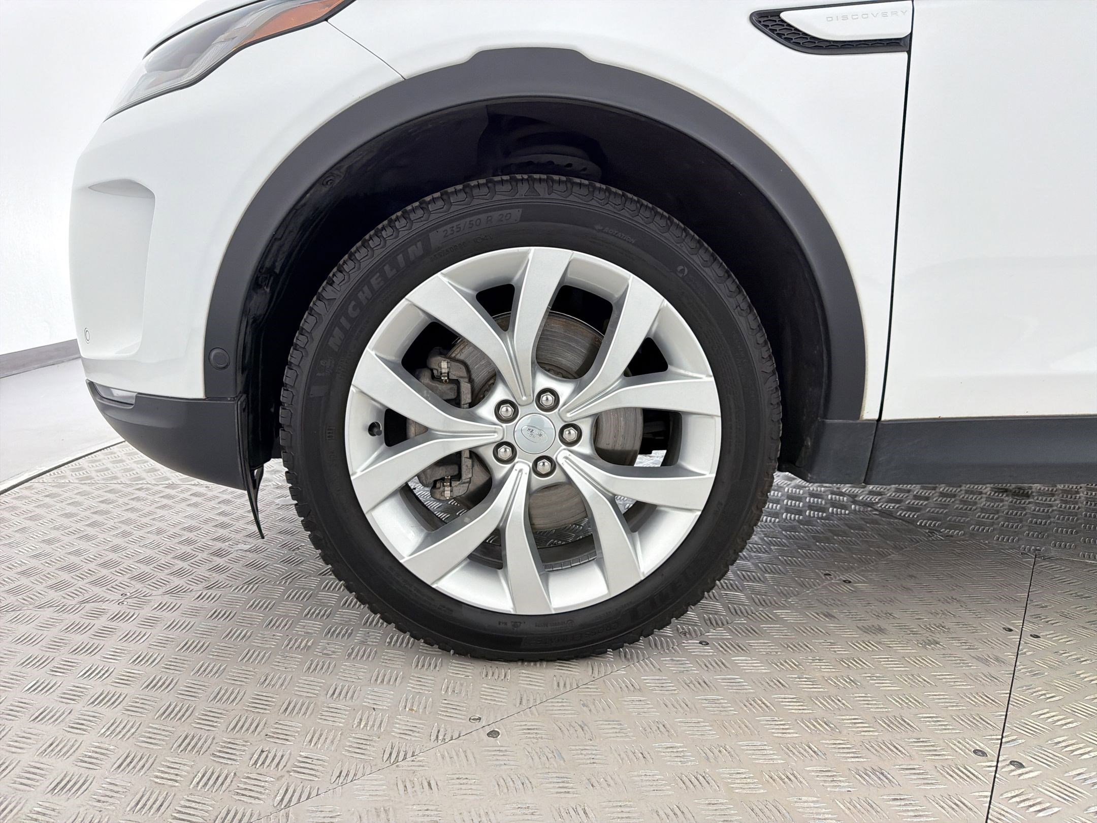 Used 2021 Land Rover Discovery Sport SE AWD/4WD image 11
