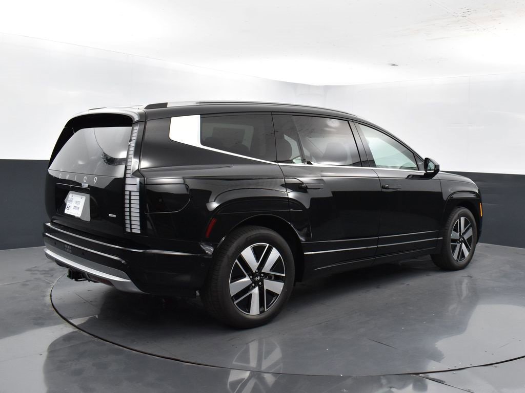 New 2026 Hyundai Ioniq 9 SEL image 6