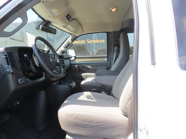 Used 2025 Chevrolet Express 3500 LT w/ LT Preferred Equipment Group RWD image 14