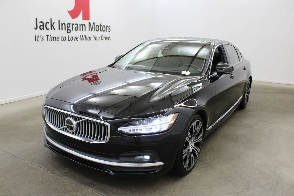Used 2023 Volvo S90 B6 Ultimate w/ Protection Package Premier AWD/4WD image 2