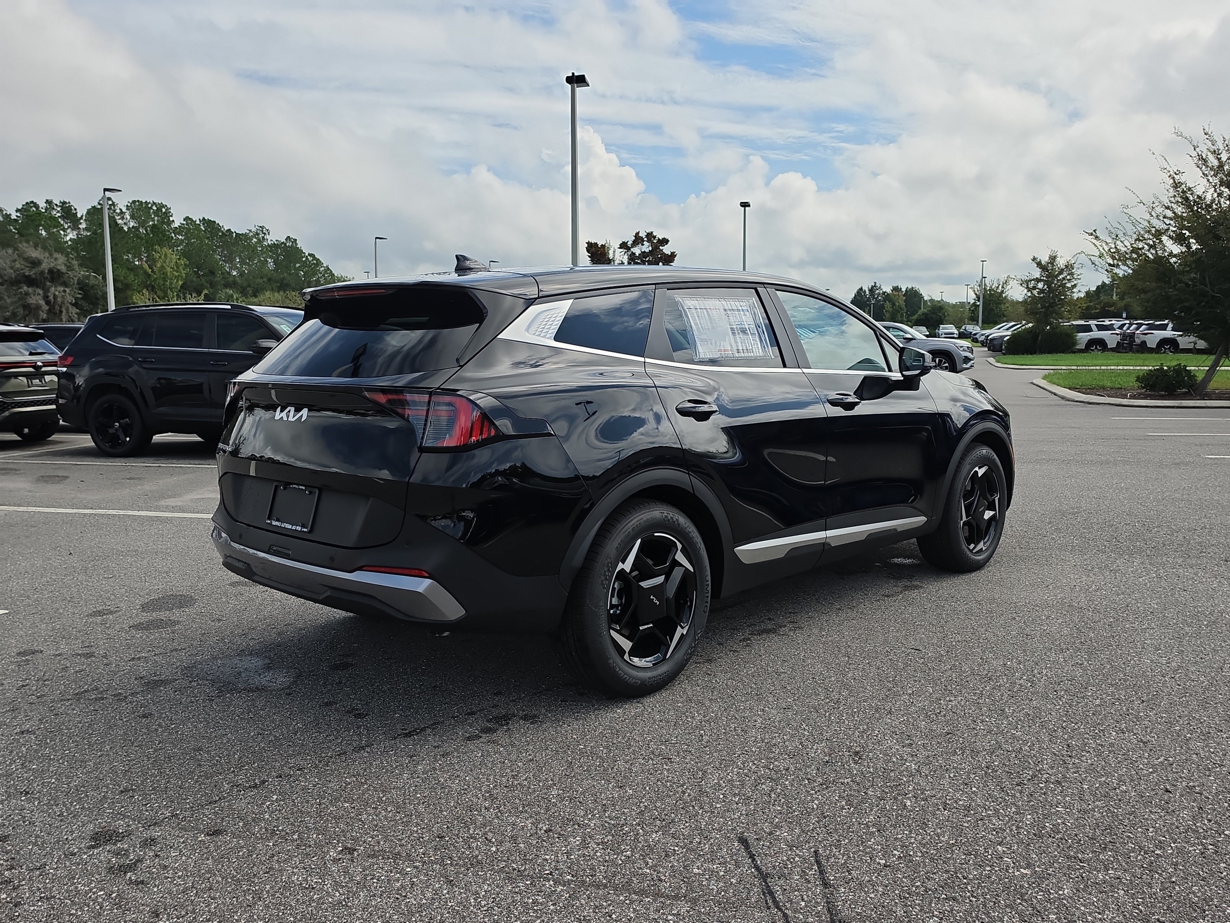 New 2027 Kia Sportage EX FWD image 8
