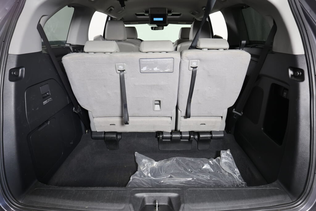 Used 2018 Honda Odyssey Touring image 19