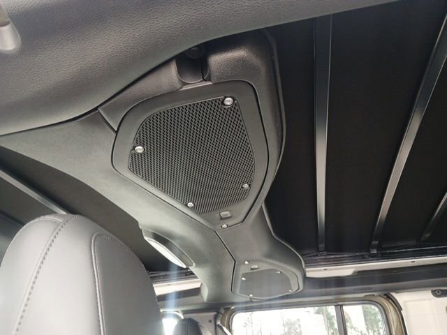 New 2026 Jeep Wrangler Unlimited Rubicon AWD/4WD image 19