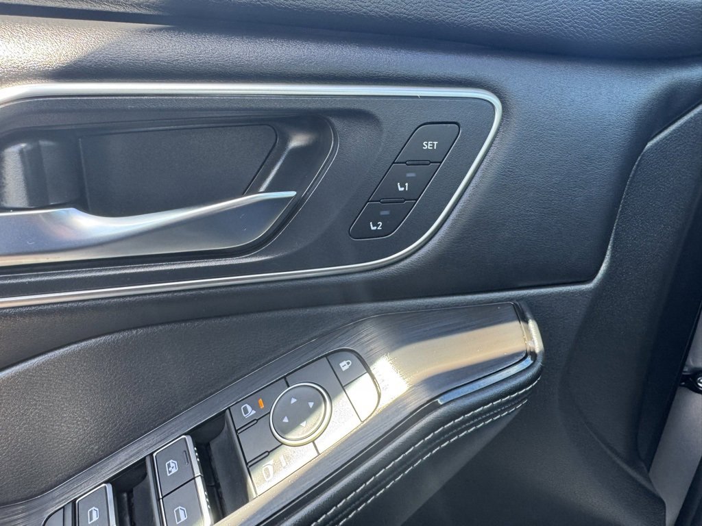 New 2026 Nissan Rogue Platinum image 25
