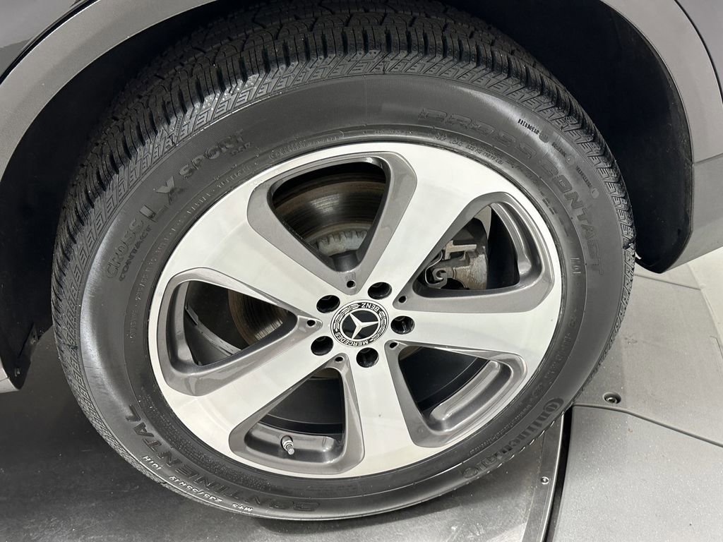 Certified 2022 Mercedes-Benz GLC 300 4MATIC w/ Multimedia Package Lite image 23