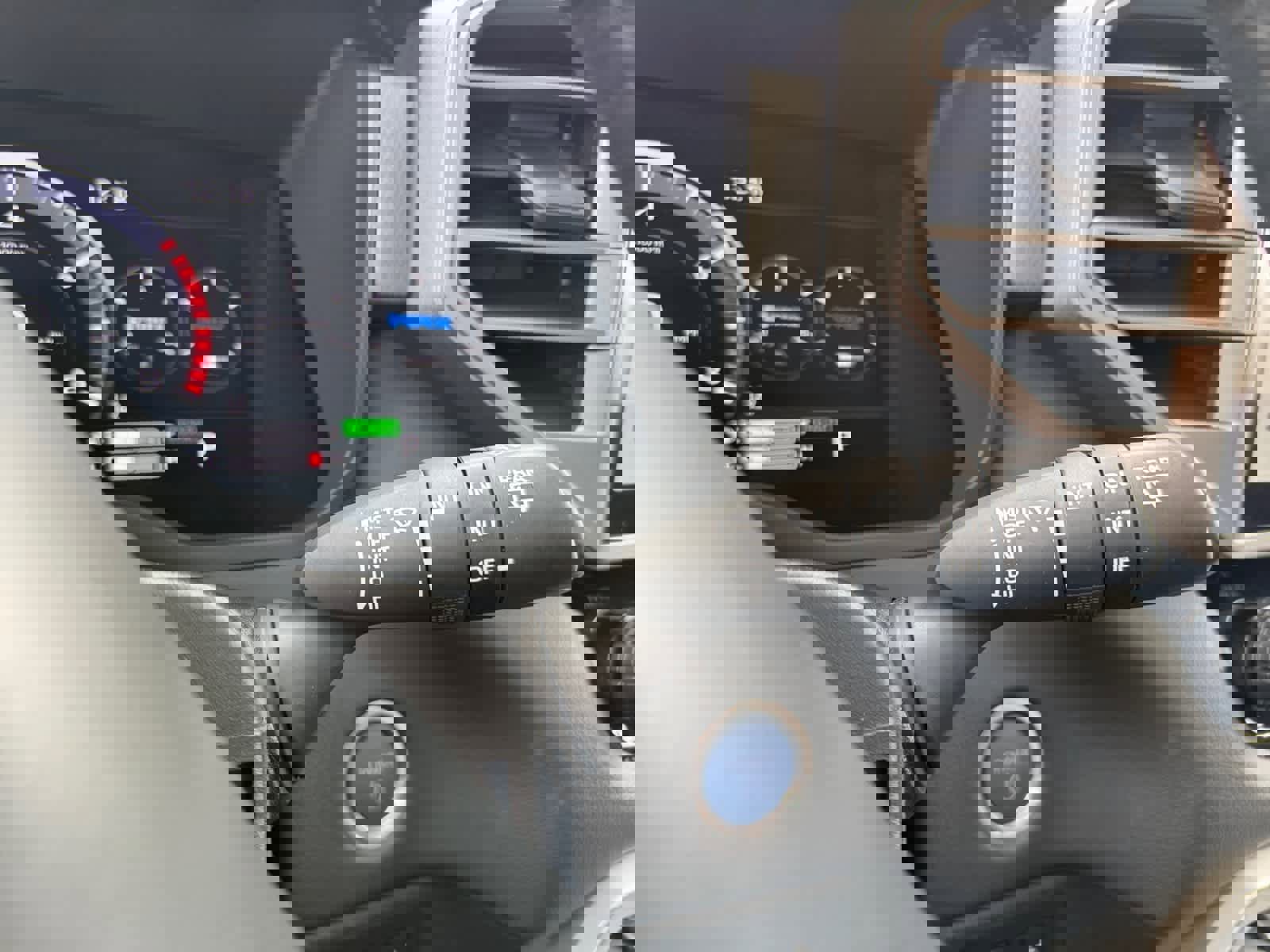 Used 2023 Toyota Sequoia Limited image 21