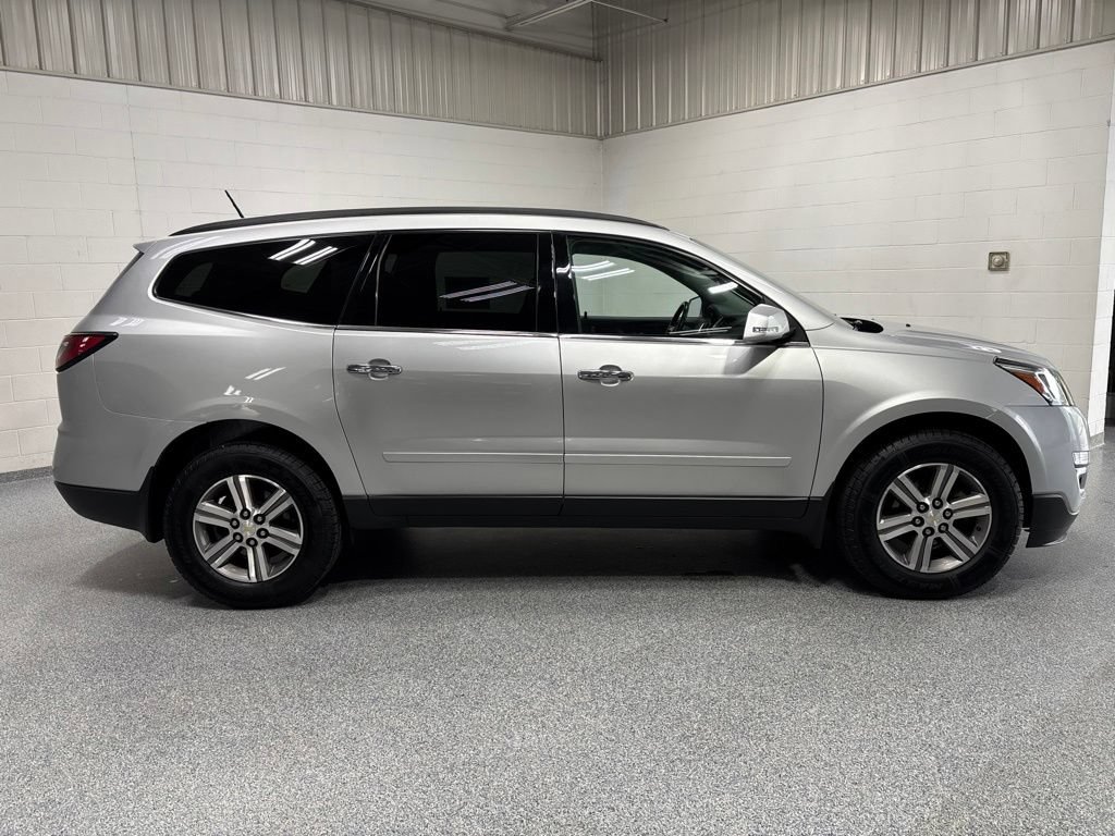 Used 2016 Chevrolet Traverse LT AWD/4WD image 8