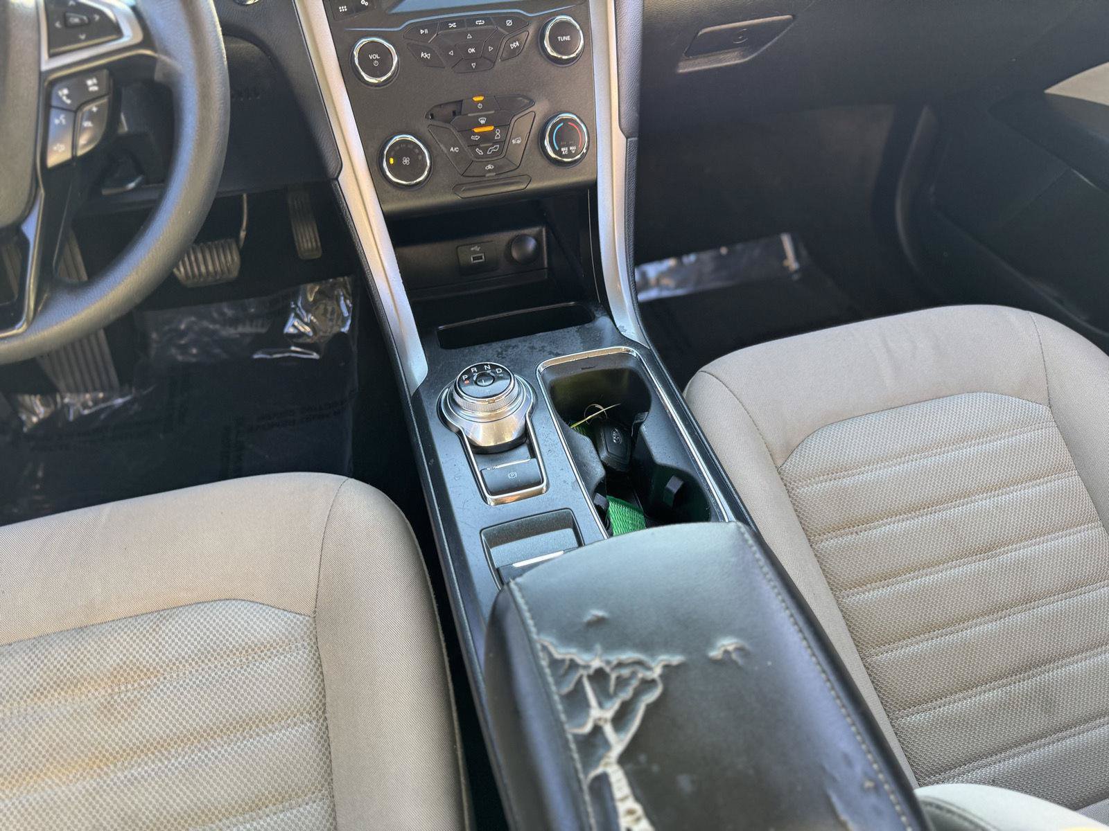 Used 2020 Ford Fusion S FWD image 34