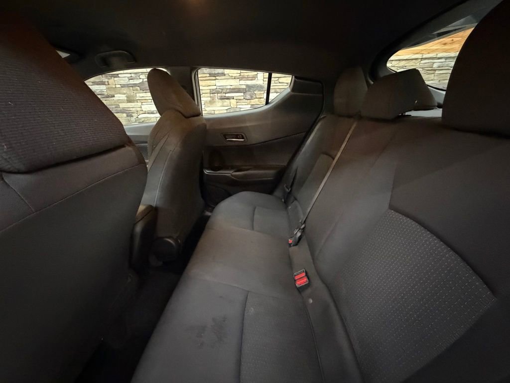 Used 2019 Toyota C-HR LE FWD image 26