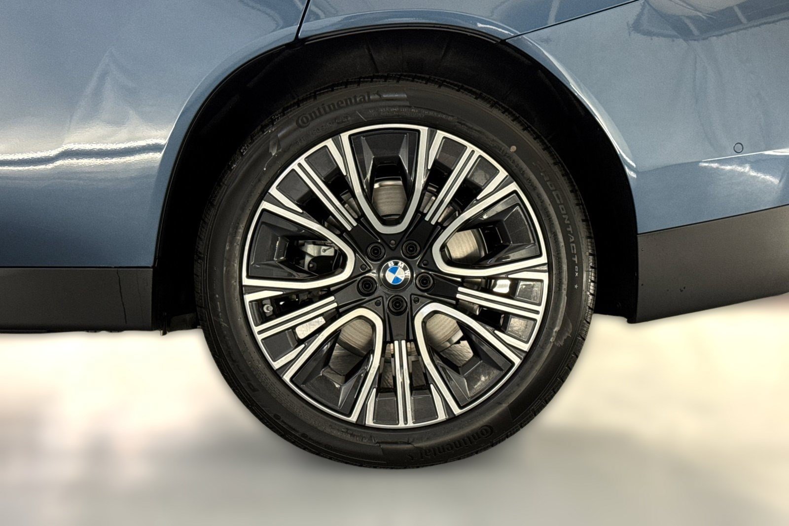 Used 2026 BMW X3 xDrive30i w/ Convenience Package AWD/4WD image 13