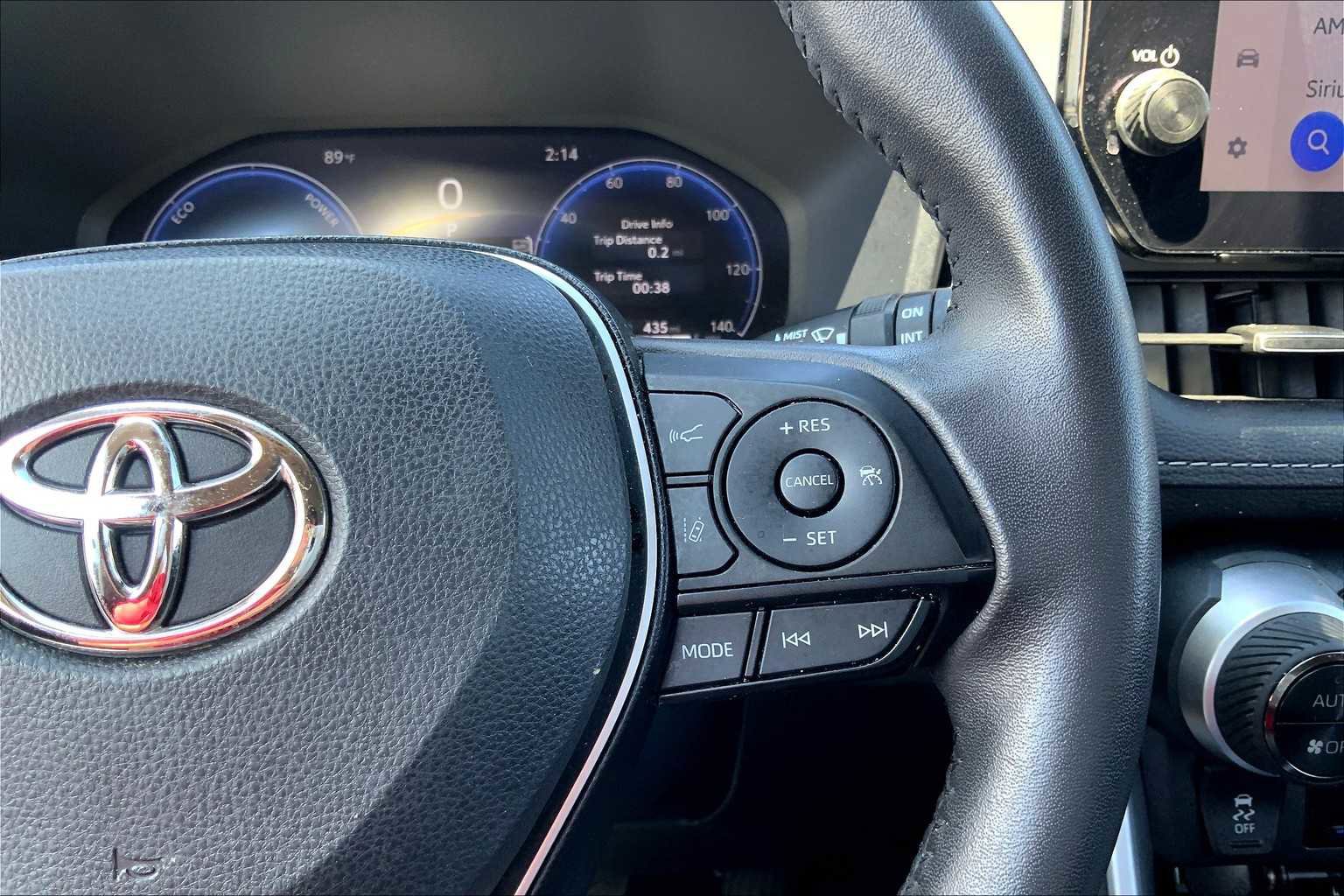 Used 2023 Toyota RAV4 Limited image 21