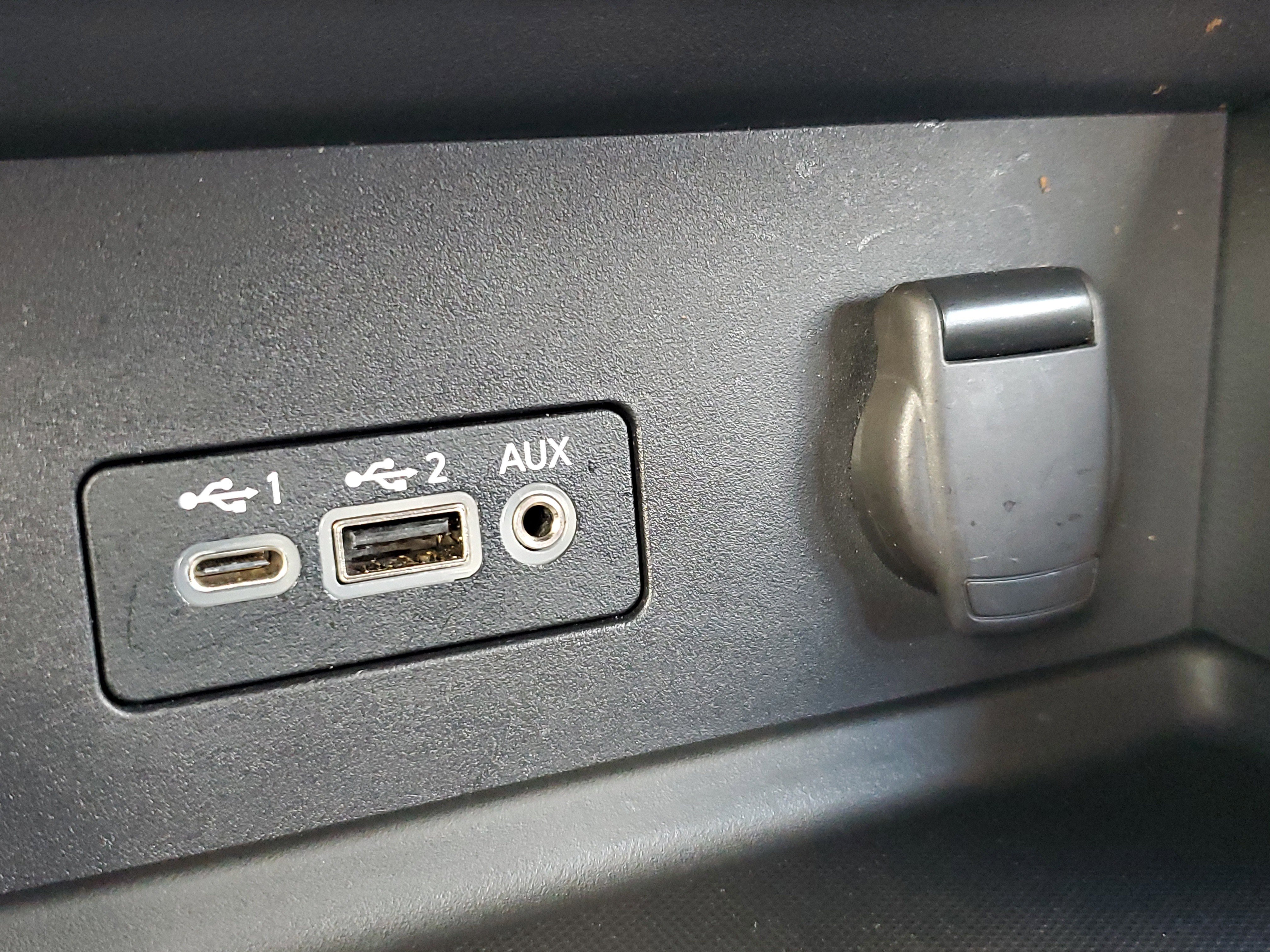 Certified 2022 Nissan Sentra SV w/ All-Weather Package image 24