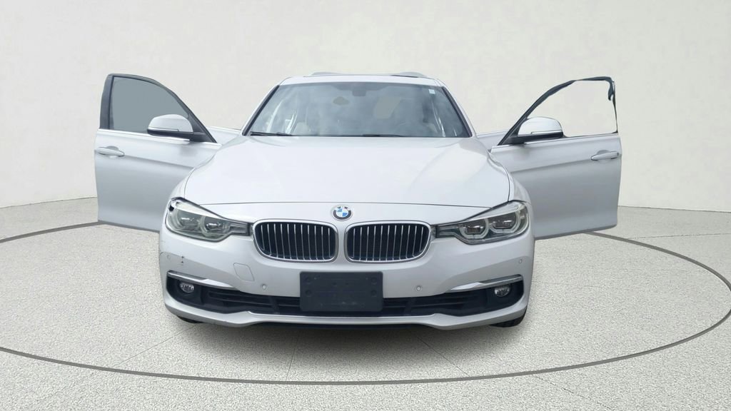 Used 2016 BMW 328i xDrive Sedan image 9