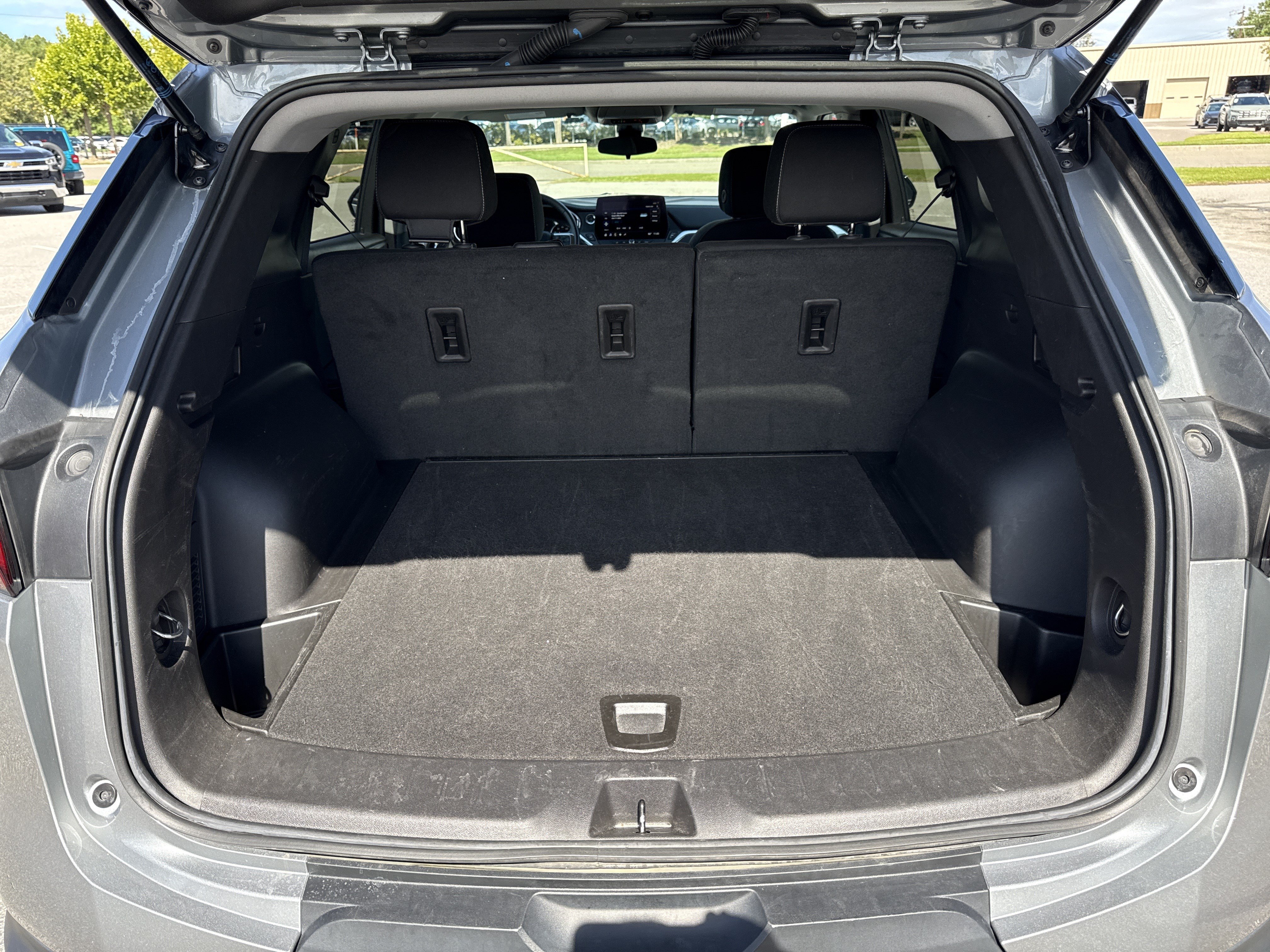 Used 2025 Chevrolet Blazer LT AWD/4WD image 30