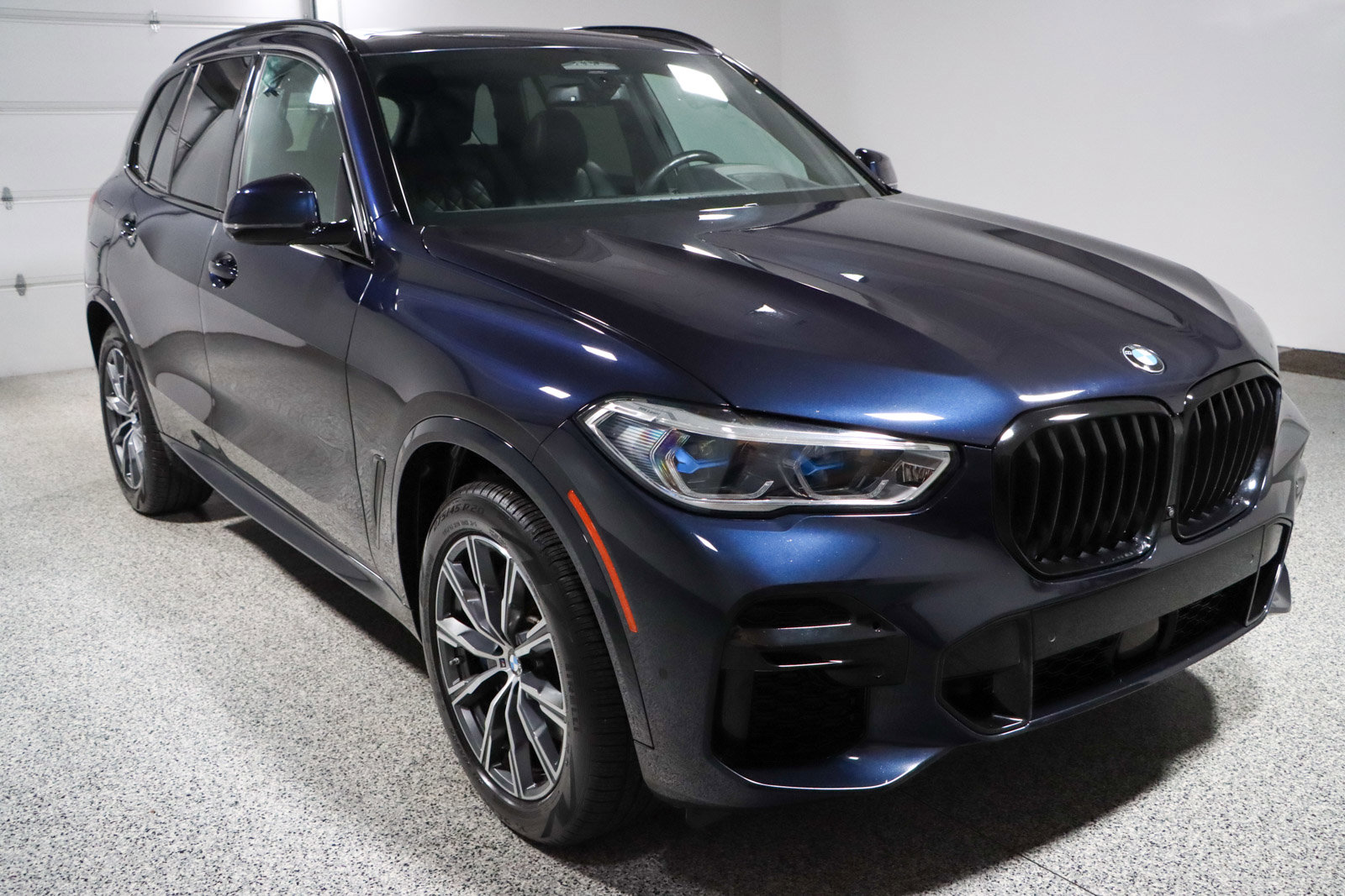 Used 2023 BMW X5 xDrive40i w/ Executive Package AWD/4WD image 5