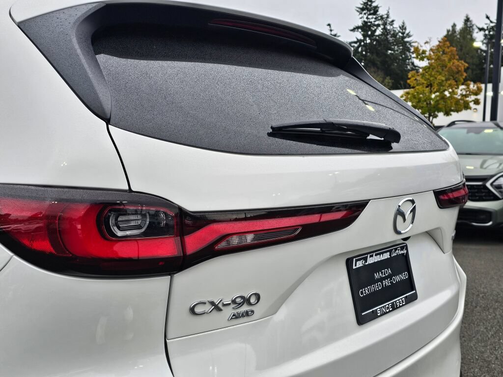 Certified 2024 MAZDA CX-90 Plug-In Hybrid w/ Preferred AWD/4WD image 28